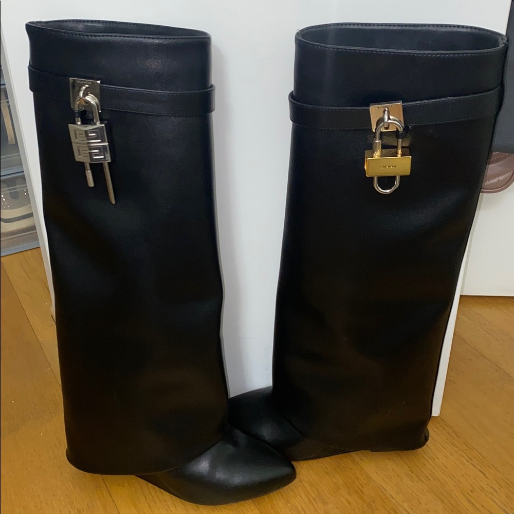 Givenchy Tall Shark boots Black Leather Size EU 39
